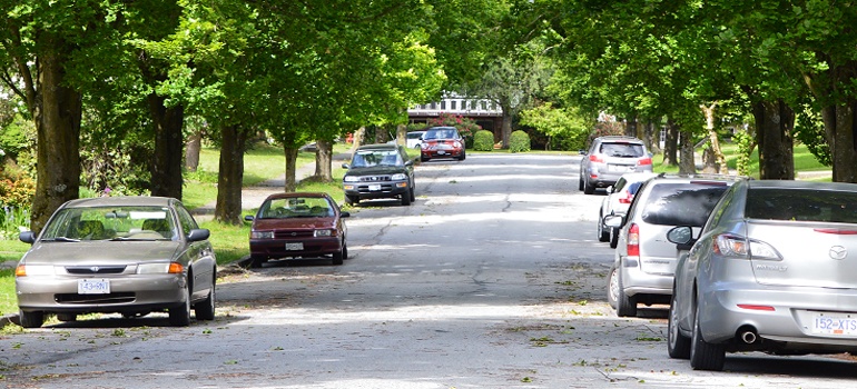 A city street with lots of trees